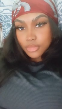 Nikkylovesu de Rhône, France